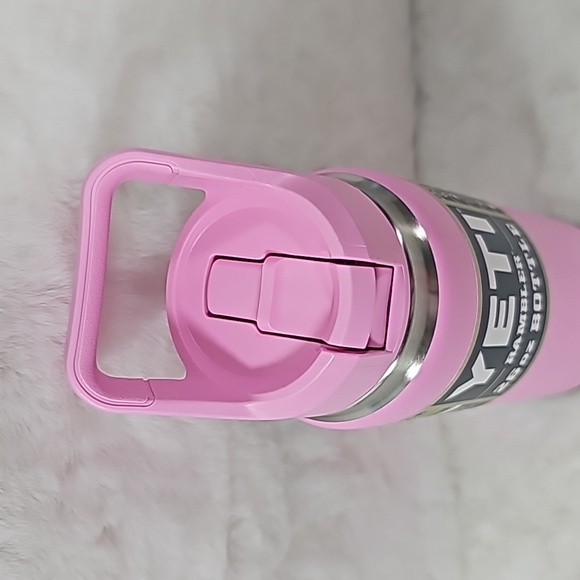 YETI Rambler 26 oz Water Bottle with Straw Cap - Power Pink - Picture 3 of 6